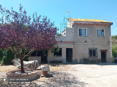 Venta Casa adosada en Carretera Benifallim Penàguila. A reformar 117 m²