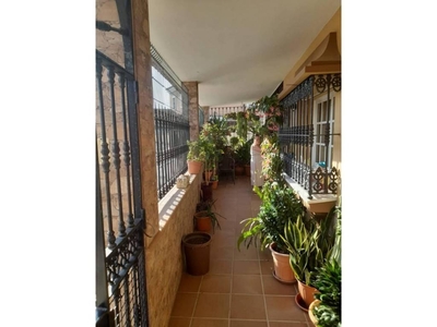 Venta Casa unifamiliar San Roque. Buen estado con terraza 285 m²