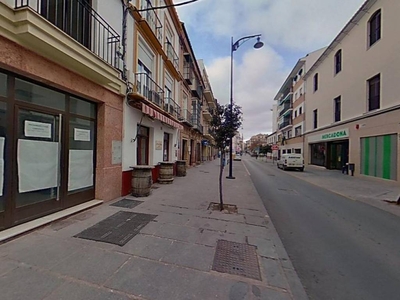 Venta Piso Antequera. Piso de tres habitaciones en Calle Calzada. Cuarta planta con balcón