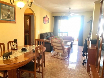 Venta Piso Nerja. Piso de tres habitaciones