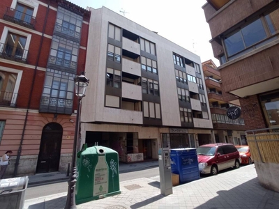 Venta Piso Valladolid. Piso de tres habitaciones Cuarta planta con terraza