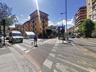 Alquiler de piso en ronda De de 3 habitaciones con terraza y balcón