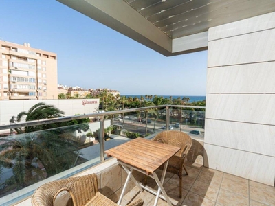 Alquiler Piso Almería. Piso de una habitación en Albacete. Tercera planta con terraza