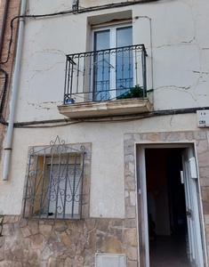 Casa en venta enc. olmo, 14,agoncillo,la rioja