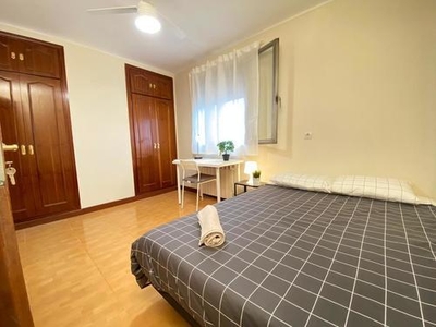 (PA.H5) Amplia y cómoda habitación en Portago