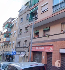 Piso en venta en Calle Pau, 3º, 08923, Santa Coloma De Gramenet (Barcelona)