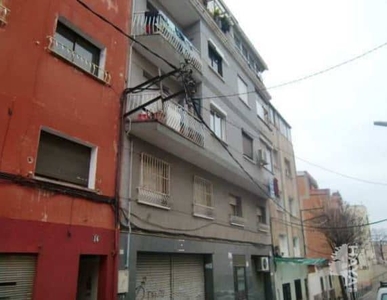 Piso en venta en Calle Sant Ernest, 1º, 08923, Santa Coloma De Gramenet (Barcelona)