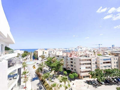 Apartamento en venta en Centro, Estepona, Málaga