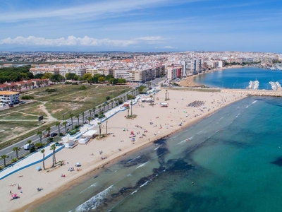 Apartamento en venta en Playa de los Náufragos, Torrevieja, Alicante