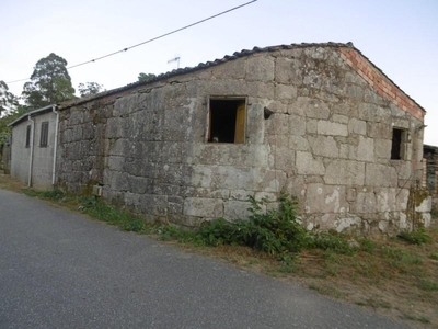 Casa con terreno en Ponteareas
