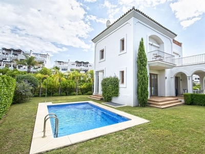 Chalet en venta en New Golden Mile, Estepona, Málaga