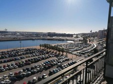 Venta Piso Algeciras. Piso de cuatro habitaciones A reformar novena planta con terraza