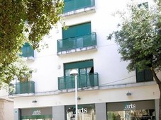 Venta Piso Figueres. Piso de dos habitaciones en Sant Rafael. Primera planta con balcón