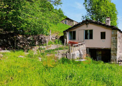 Casa con terreno en San Pedro del Romeral