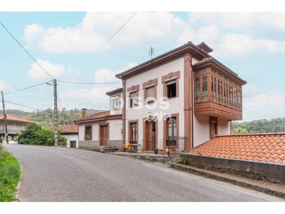 Casa en venta en Calle Luerces, nº 9