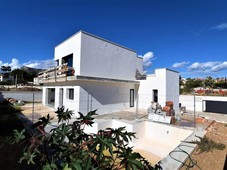 Venta Casa unifamiliar Calp. Con terraza 199 m²