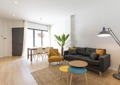 Alquiler piso con 2 habitaciones amueblado con ascensor, calefacción y aire acondicionado en Barcelona