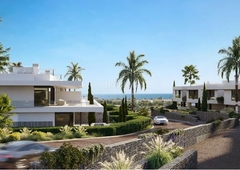 Apartamento con 2 habitaciones con ascensor, parking, piscina y aire acondicionado en Marbella