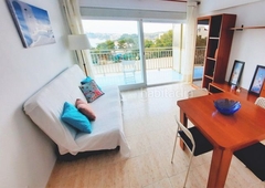 Apartamento en cala de la font 33 fantasticas vistas al mar en cap con piscina y parking incluido !! en Salou