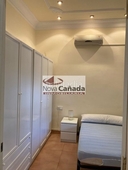 Chalet con 5 habitaciones con parking, piscina, calefacción y aire acondicionado en Paterna