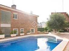 Casa / villa de 500m² en venta en Montemar, Barcelona