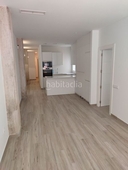 Planta baja en calle valle de laguar planta baja con 2 habitaciones con ascensor y aire acondicionado en Valencia