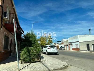 Casa adosada en venta en La Paz-Las Américas-Estación Linares-Baeza