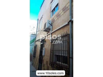 Casa adosada en venta en Núcleo Urbano