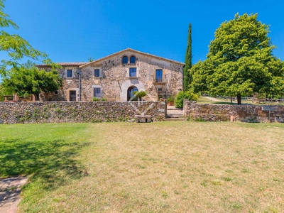Casa rural de 958m² en venta en El Gironés, Girona