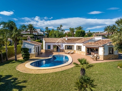 Casa / villa de 228m² con 25m² terraza en venta en Jávea