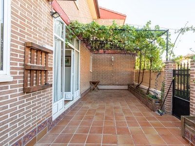 Chalet adosado en venta, Laguna de Duero, Valladolid