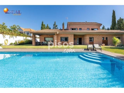 Chalet en venta en Parque del Cubillas