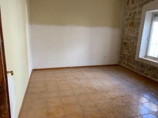 Venta Casa pareada en Calle Cristóbal Colón Úbeda. Muy buen estado plaza de aparcamiento con terraza 146 m²