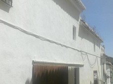 Venta Chalet en Moraleda El Pinar. A reformar con terraza 138 m²