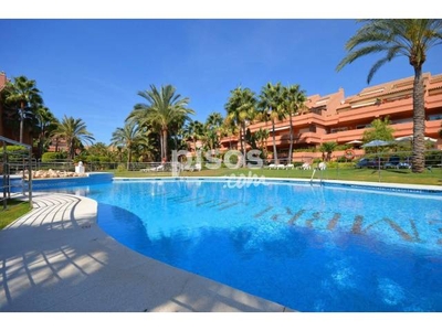 Apartamento en alquiler en Los Naranjos-Las Brisas