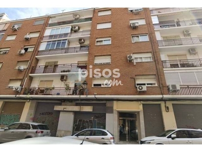 Apartamento en venta en Calle de la Democracia, cerca de Calle de Velázquez en Nou Moles por 168.000 €