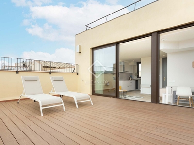 Ático de 106m² con 47m² terraza en venta en Eixample Izquierdo