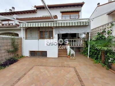 Casa adosada en venta en Constitucion-Balconcillo en Parque del Río por 314.000 €