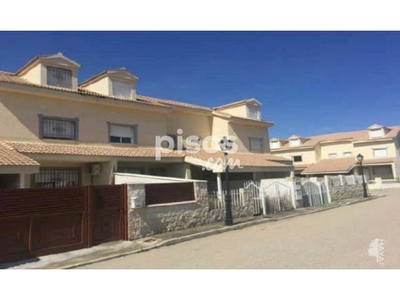 Casa adosada en venta en Horcajo de Santiago en Horcajo de Santiago por 83.000 €