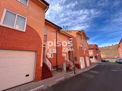 Casa adosada en venta en La Lastrilla