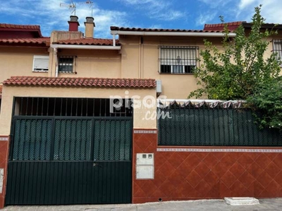Casa adosada en venta en Montequinto-El Colmenar en Montequinto-El Colmenar por 230.000 €