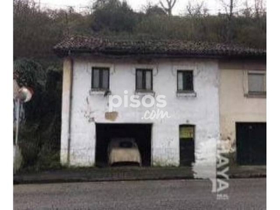 Casa adosada en venta en Oviedo en Parroquias de Oviedo por 26.200 €