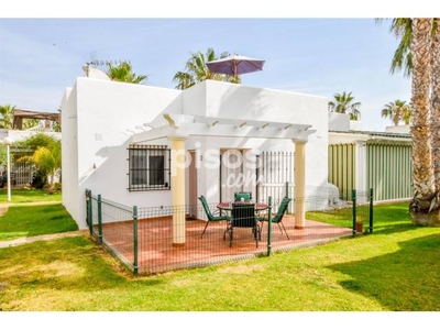 Casa adosada en venta en San Juan de los Terreros