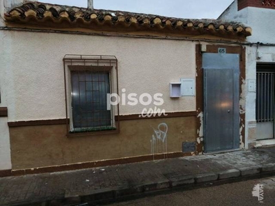 Casa adosada en venta en Tomelloso en Tomelloso por 36.000 €