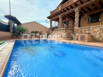 Casa en alquiler en Avinguda Valverde, 12 en Torrellano-Valverde-Parc Empresarial por 3.000 €/mes