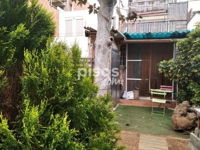 Casa en venta en Carrer de l'Escola Pia, cerca de Carrer de l' Estrella