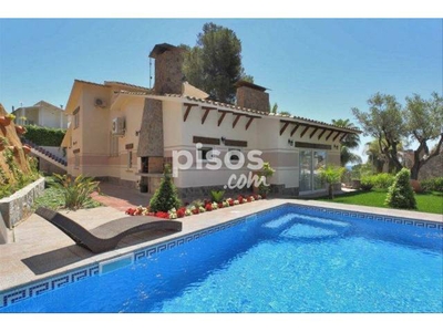 Casa en venta en Lloret de Mar en Fenals-Santa Clotilde por 1.850.000 €
