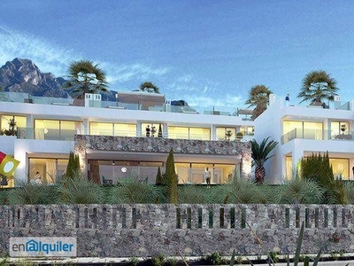Casa o chalet de alquiler en Calle Cecilia Bohl de Faber, 32, Lomas de Marbella Club - Puente Romano