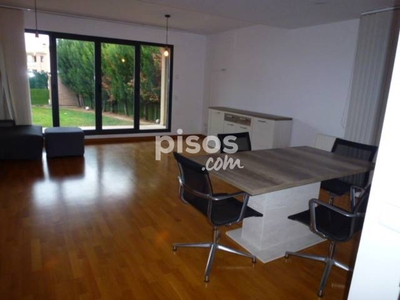 Casa pareada en alquiler en Calle de la Fuente Vieja, 6 en Cordovilla por 1.300 €/mes