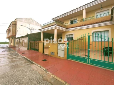 Casa pareada en venta en Calle Antonio Gala en Roldán por 83.000 €